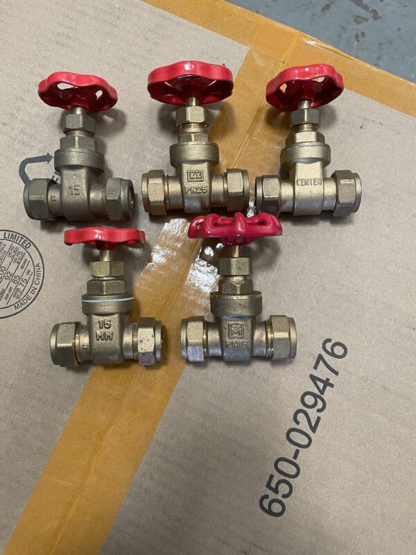 15mm compression gate valve x 5